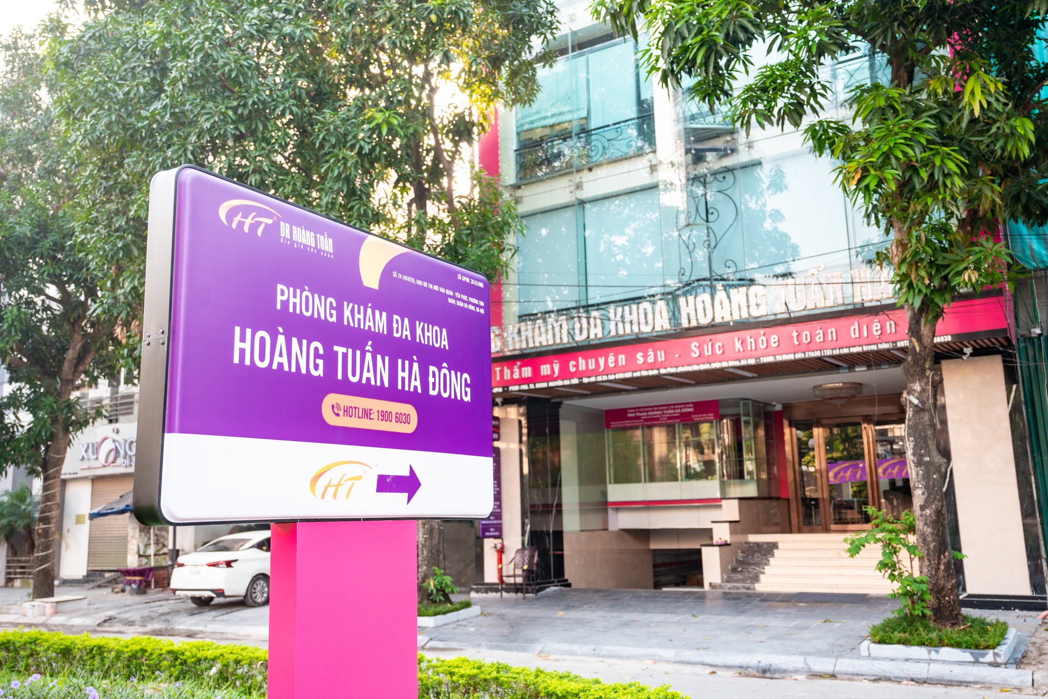 Cấy t&oacute;c FUE v&agrave; FUT