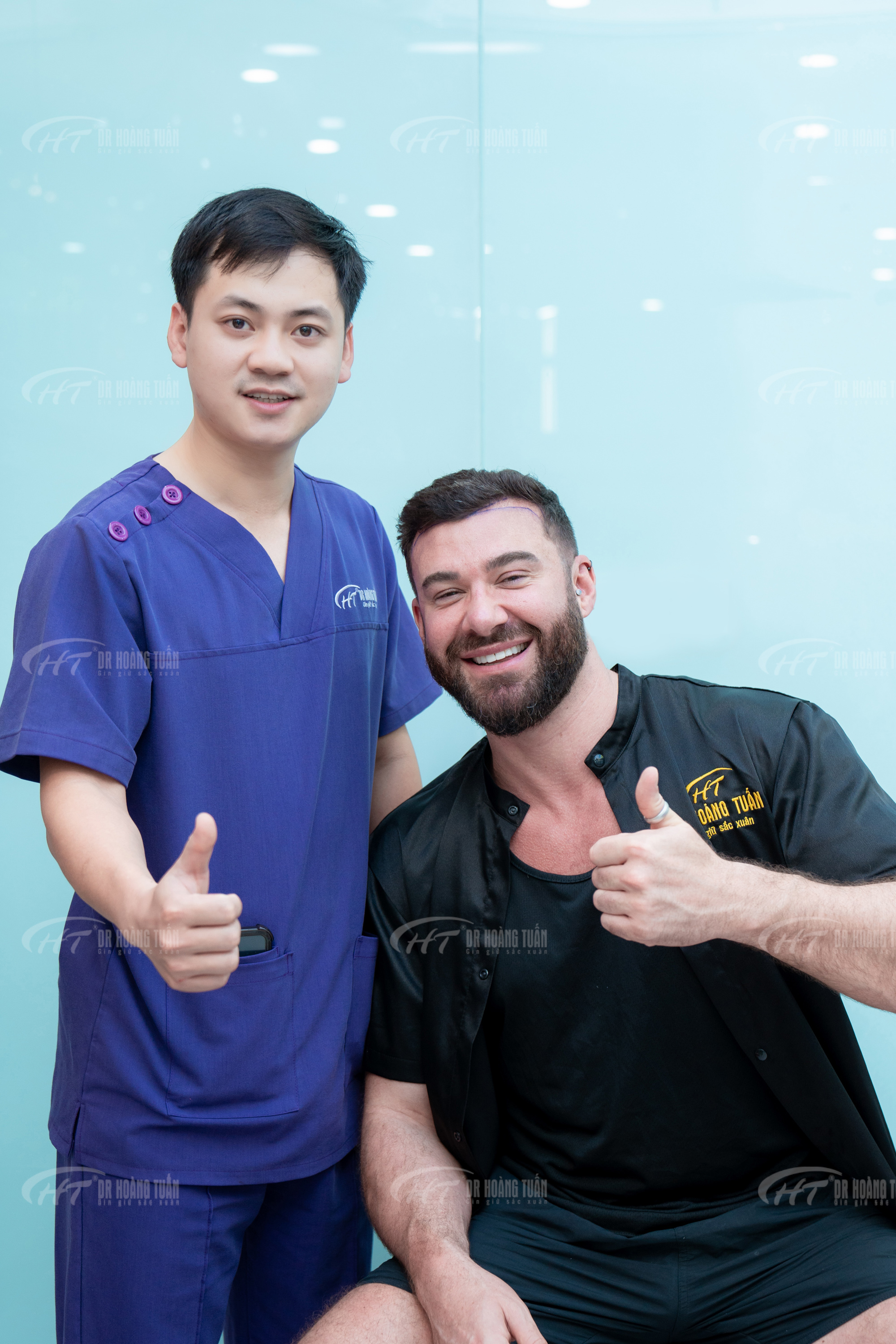 Cấy t&oacute;c tại Việt Nam