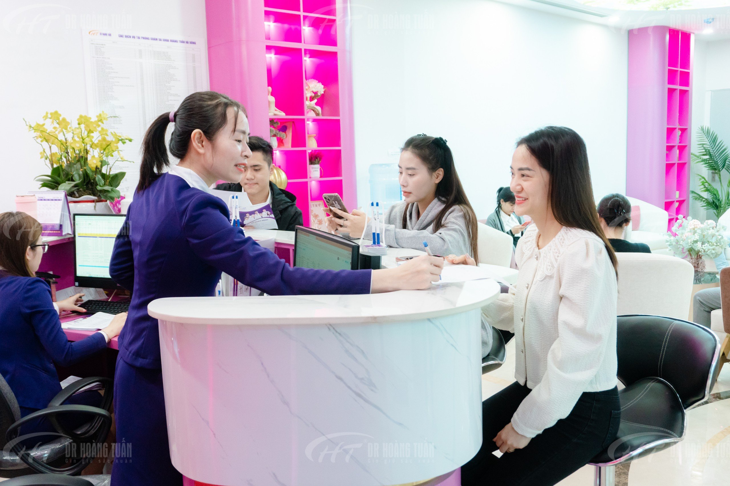 KHÁCH HÀNG REVIEW KHÁM SỨC KHỎE TỔNG QUÁT TẠI PHÒNG KHÁM ĐA KHOA HOÀNG TUẤN